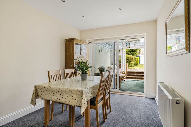 17, Northern Woods, Flackwell Heath photo 4