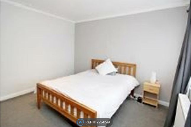 Springfield Close, Stanmore photo 3