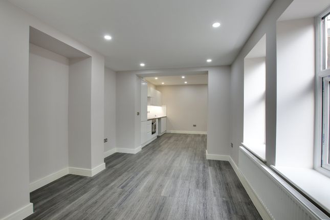 Thumbnail Flat for sale in Gardiner Place, Worthing, West Sussex