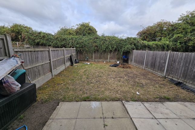 59, Northview Avenue, TILBURY photo 3