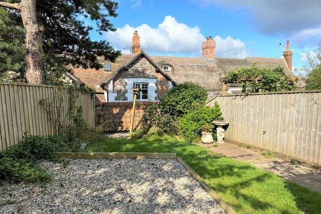 Cottage to rent in Castle Lane, Littleham, Exmouth