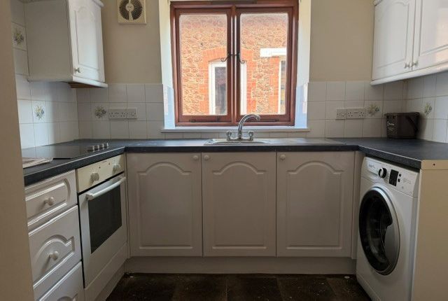 2, Tindle Mews, Minehead photo 2