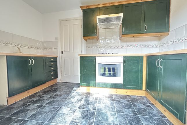 26, St. Godrics Drive, Houghton le Spring photo 4