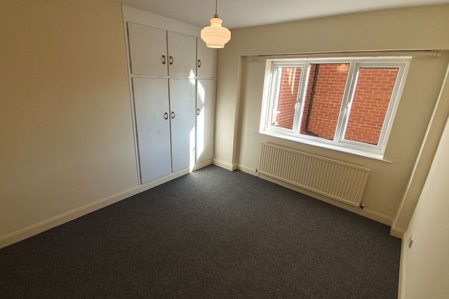 Flat for sale in Falsgrave Road, Scarborough