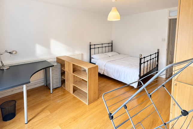 37 Berkeley Walk, Finsbury Park, London, N7 7RS, London photo 3