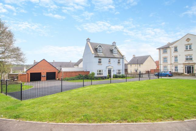 Detached house for sale in Stryd Camlas, Pontrhydyrun, Cwmbran, Torfaen
