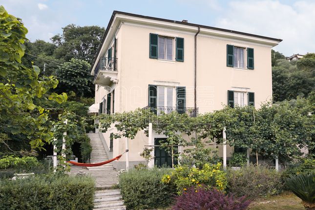 Villa for sale in Via Della Guercia, 42 La Spezia, La Spezia (Town), La Spezia, Liguria, Italy