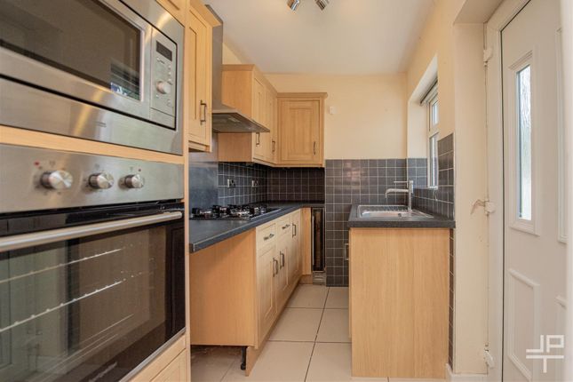 14, Lightburne Avenue, Leigh photo 5