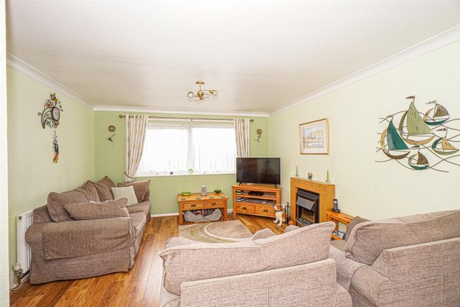 109, Harrow Lane, St. Leonards-On-Sea photo 3