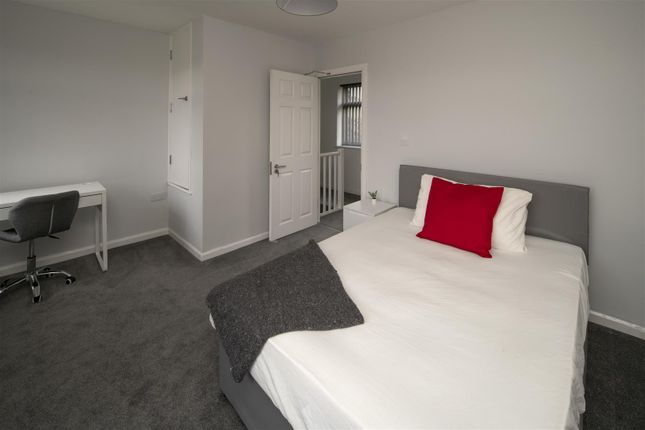 Property to rent in Woodland Way, Kingswood, Bristol