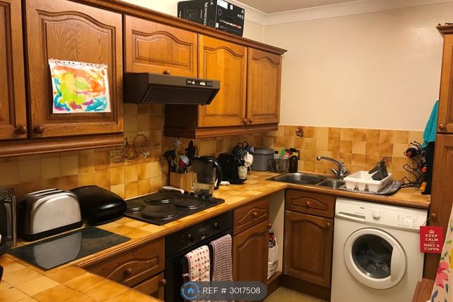 Parkgate, Windsor Lane, Burnham photo 5