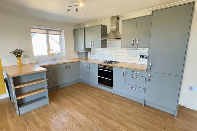 6, Wayside Court, Treloggan Road, Newquay photo 4