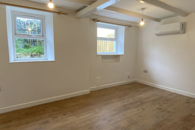 50 Guildford Road, Hayle photo 4