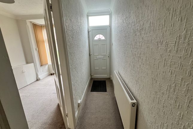 23, Bruford Road, Wolverhampton photo 2