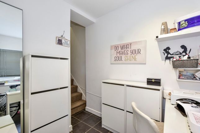 34a Mountfield Road, Hemel Hempstead photo 5