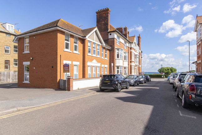 Thumbnail Flat for sale in Victoria Parade, Broadstairs