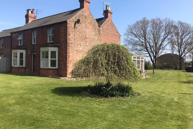 Property to rent in Fieldhouse Farmhouse, Routh, Beverley