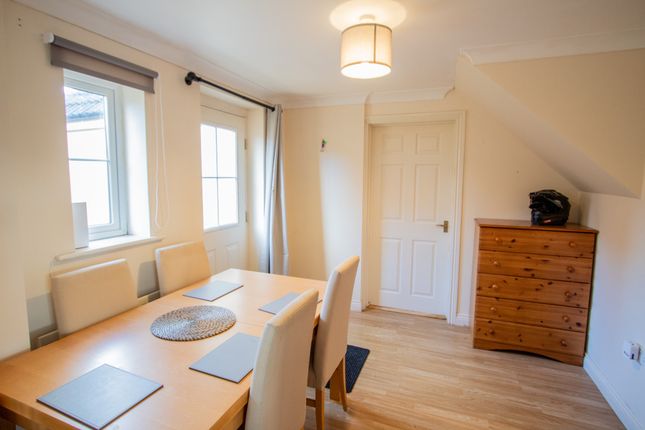 8 Lower Millhayes, Hemyock, Cullompton photo 3