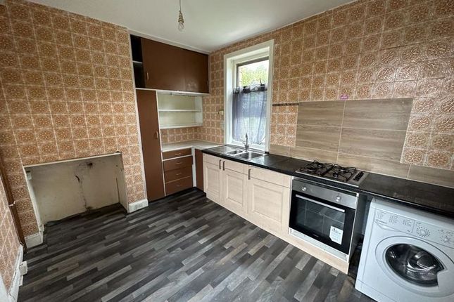 Park Grove, Huddersfield photo 2