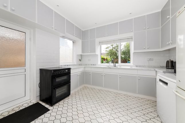 9, Langley Road, Beckenham photo 3