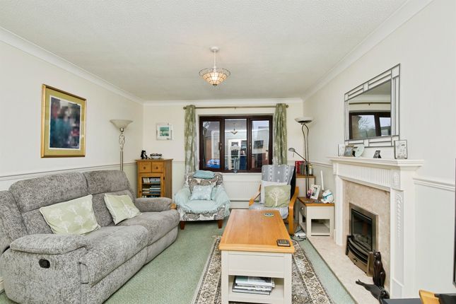 27, Naseby Road, Belper photo 3