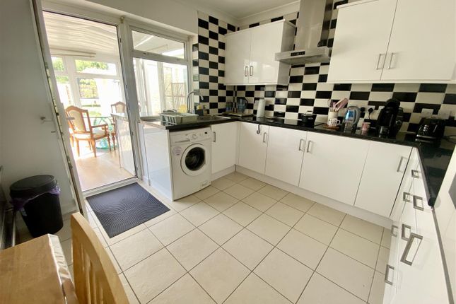 2-bed house on 11, Plover Close, Eastbourne, £315,000