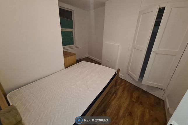 Room to rent in Bowden Road, Northampton