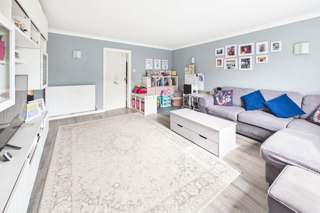 7 Wychwood Drive, Chipping Norton photo 2