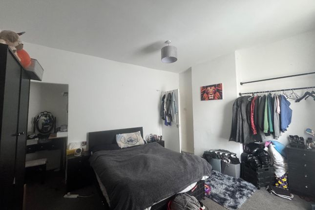 20, Ridsdale Street, Darlington photo 3