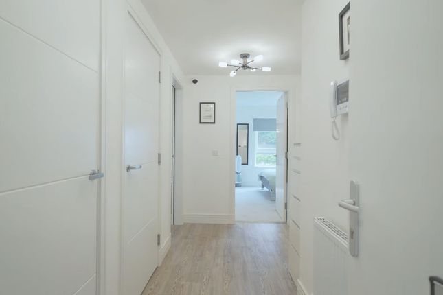 Flat 0/2, 6 Lanfine Drive, Kirkintilloch, Glasgow, G66 1AU, Glasgow photo 2