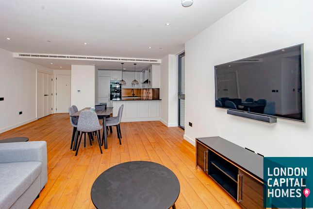 Thumbnail Flat to rent in Emery Way, London