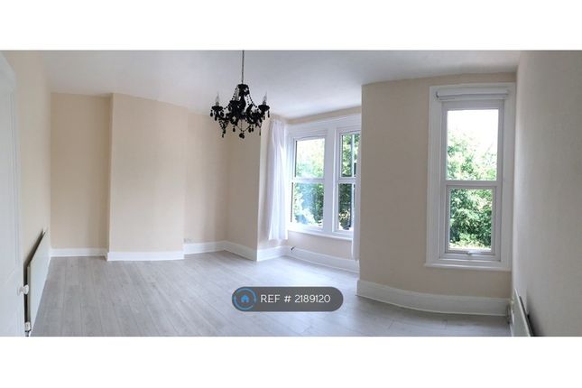 Thumbnail Flat to rent in Forest Gate, London