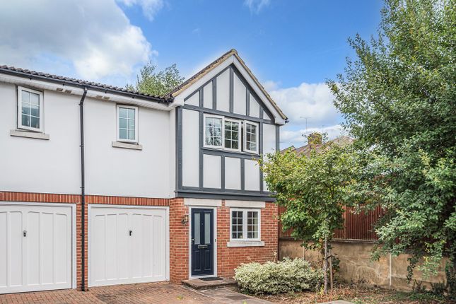 Thumbnail Semi-detached house for sale in Amber Close, County Gate, Barnet
