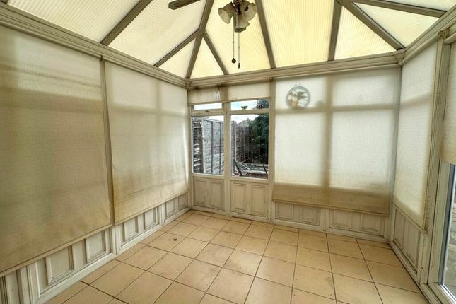 32, Sycamore Road, Wednesbury photo 5