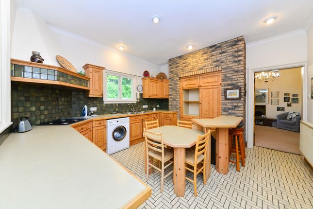 Second Kitchen/Utility Room
