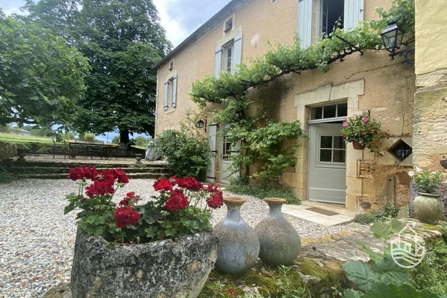 Thumbnail Property for sale in Le-Bugue, Aquitaine, 24260, France