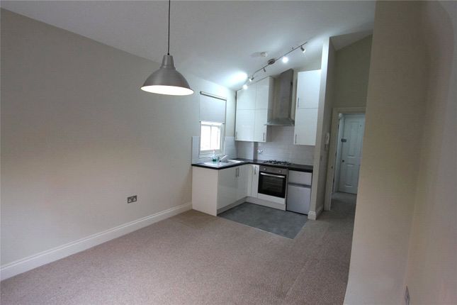 Studio to rent in Weston Park, Crouch End, London, Greater London