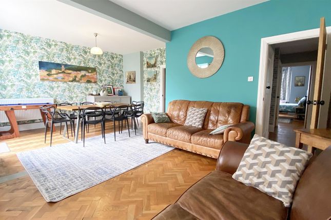 6, Livingstone Road, Southsea photo 3