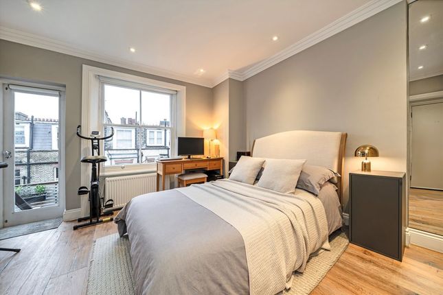 Flat 3, 13, Gordon Place, London photo 2