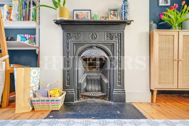 14, Greyhound Road, London photo 4