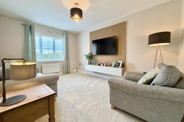 Alder Grove, Leeds photo 2