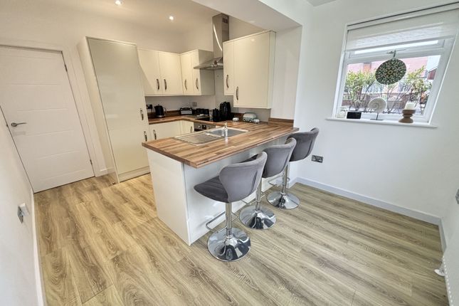 29, Ringway, Cleveleys photo 2