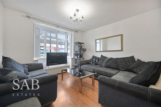 398 Allenby Road, Southall photo 2