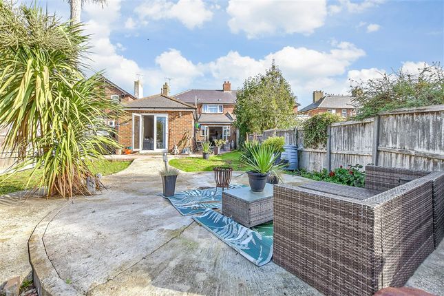 Osborne Road Willesborough, Ashford photo 2