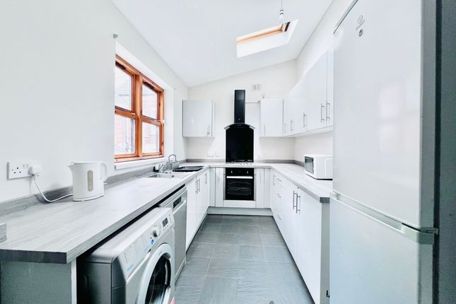 37 Balfour Road, Nottingham photo 2