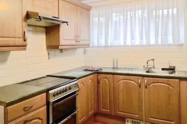 Flat 33,, Blackbrook Court, Loughborough photo 2