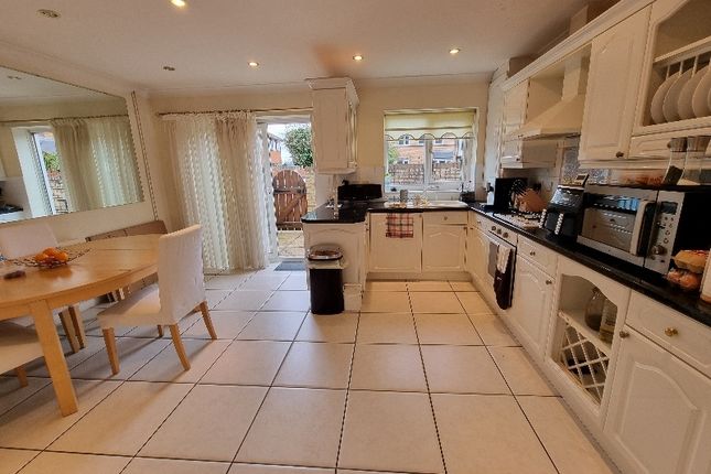 End terrace house to rent in Plas St. Andresse, Penarth