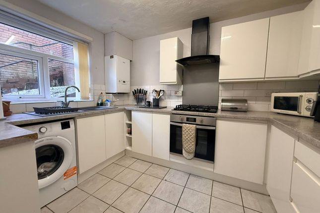 Ettymore Close, Sedgley photo 4