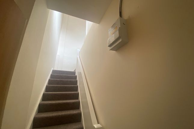 Flat B, 27 Hanover Buildings, Hanover Buildings, City Centre, Southampton, Hampshire, SO14, Southampton photo 3