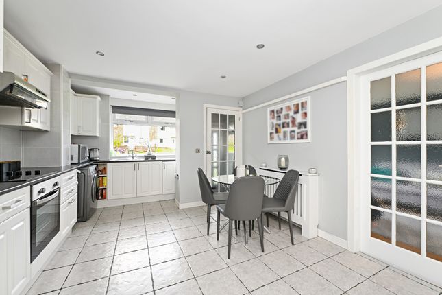 28, Drum Crescent, Gilmerton, Edinburgh photo 4